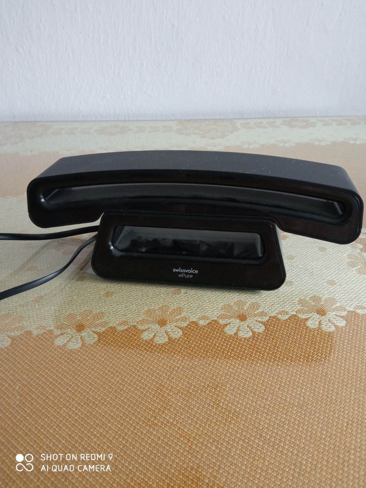 Stacjonarny aparat telefoniczny