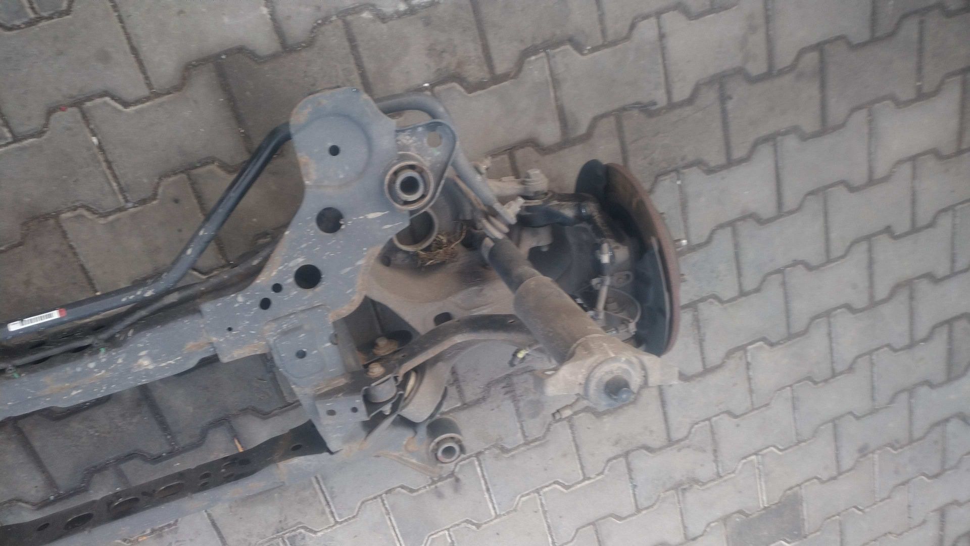 ) S-Max Mk2 zawieszenie tył belka wahacze sanki piasty
