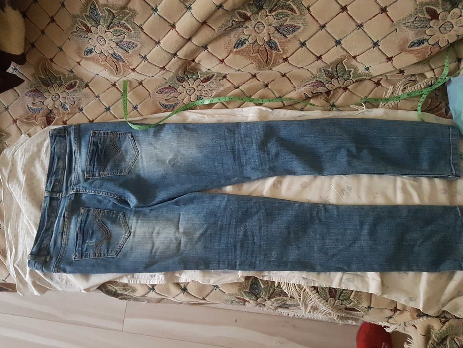 Брюки джинсовые в отличном состоянии