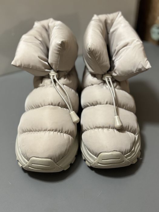 Зимові чоботи дутики H&M