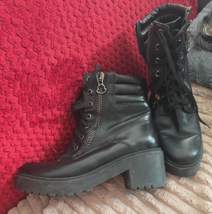 Buty damskie moncler