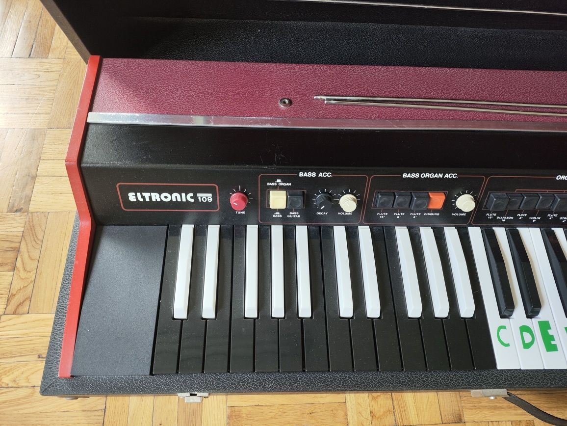 Organy Electronic 109 UNITRA.