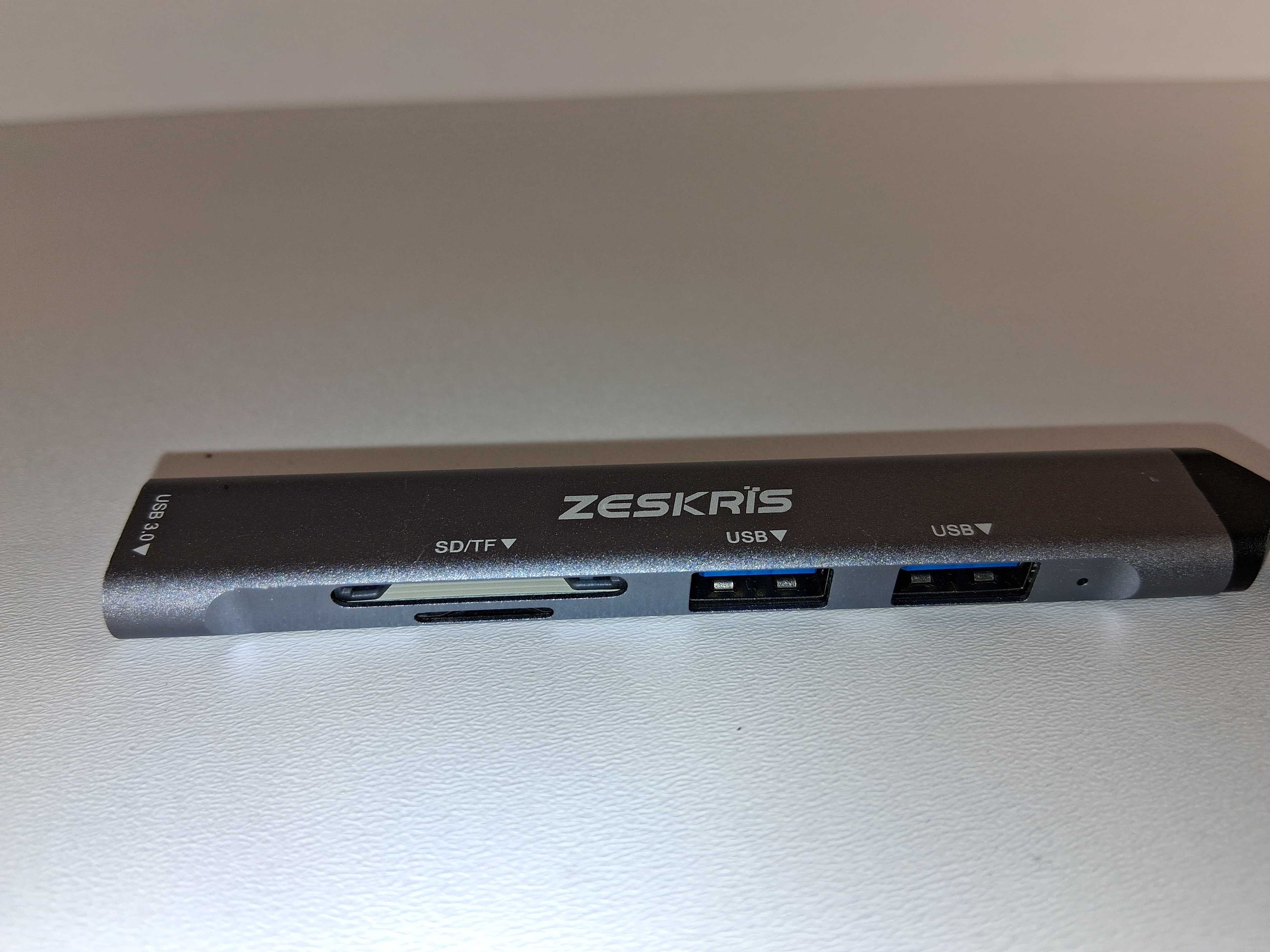 Y175 Zeskris USB 3.0 5-W-1 HUB Stacja Czytnik Kart ZZ-A77