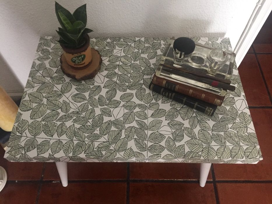 Mesa retro vintage perna de palito