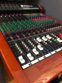 TOFT Series ATB 08M 8-Channel (Analogue) Mixer with Meterbridge