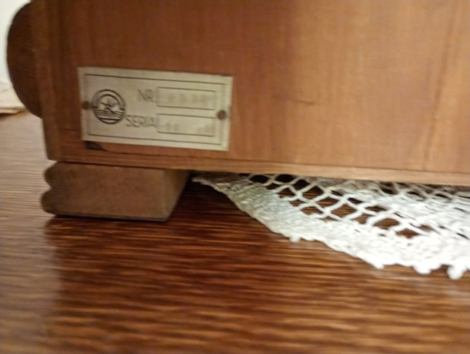 Zegar kominkowy z paszportem drewniany