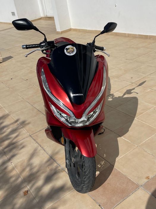 Pcx como nova em excelente estado