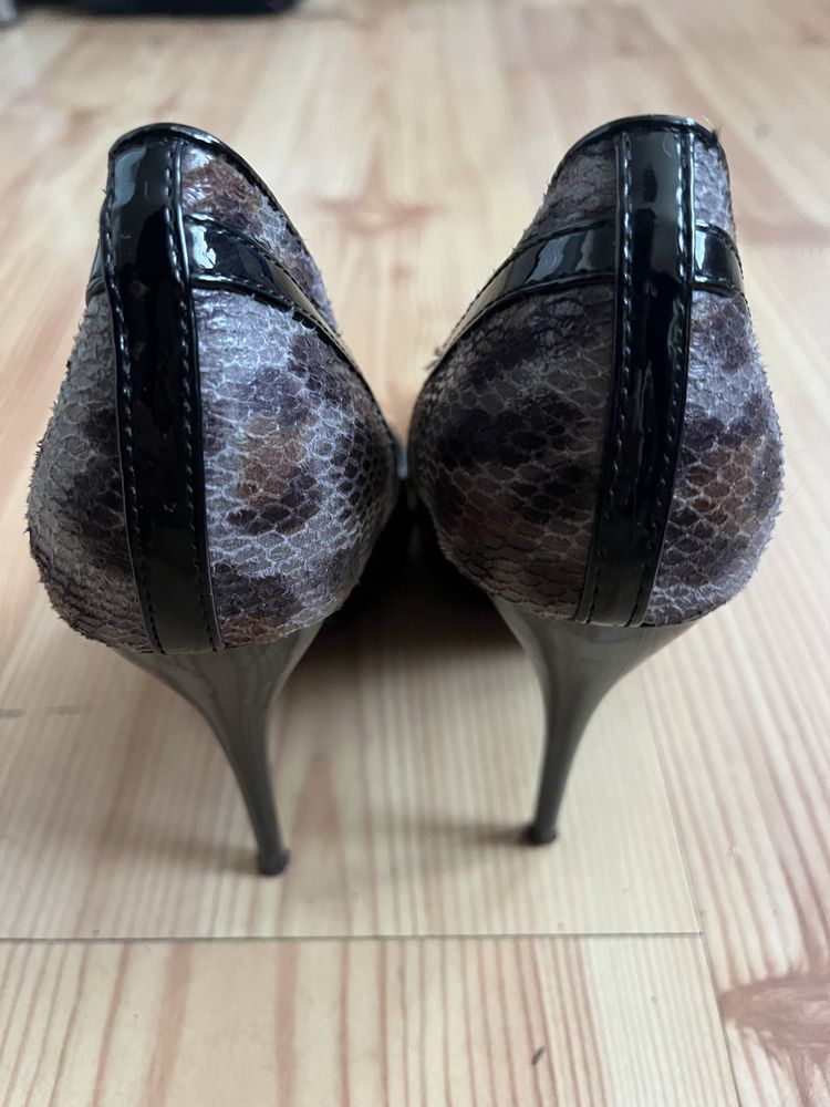 Buty damskie szpilki