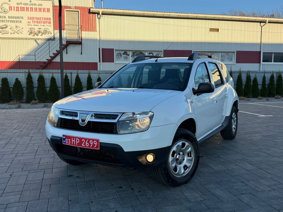 Дачія Дастер Dacia Duster