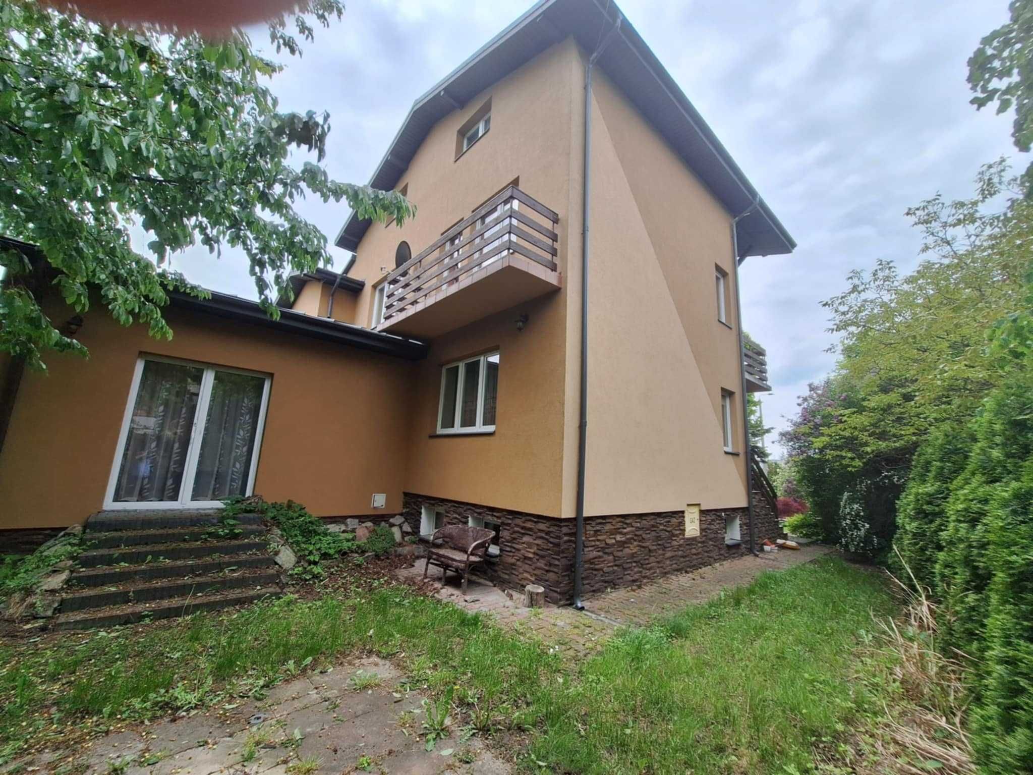 Sprzedam dom w świetnej lokalizacji