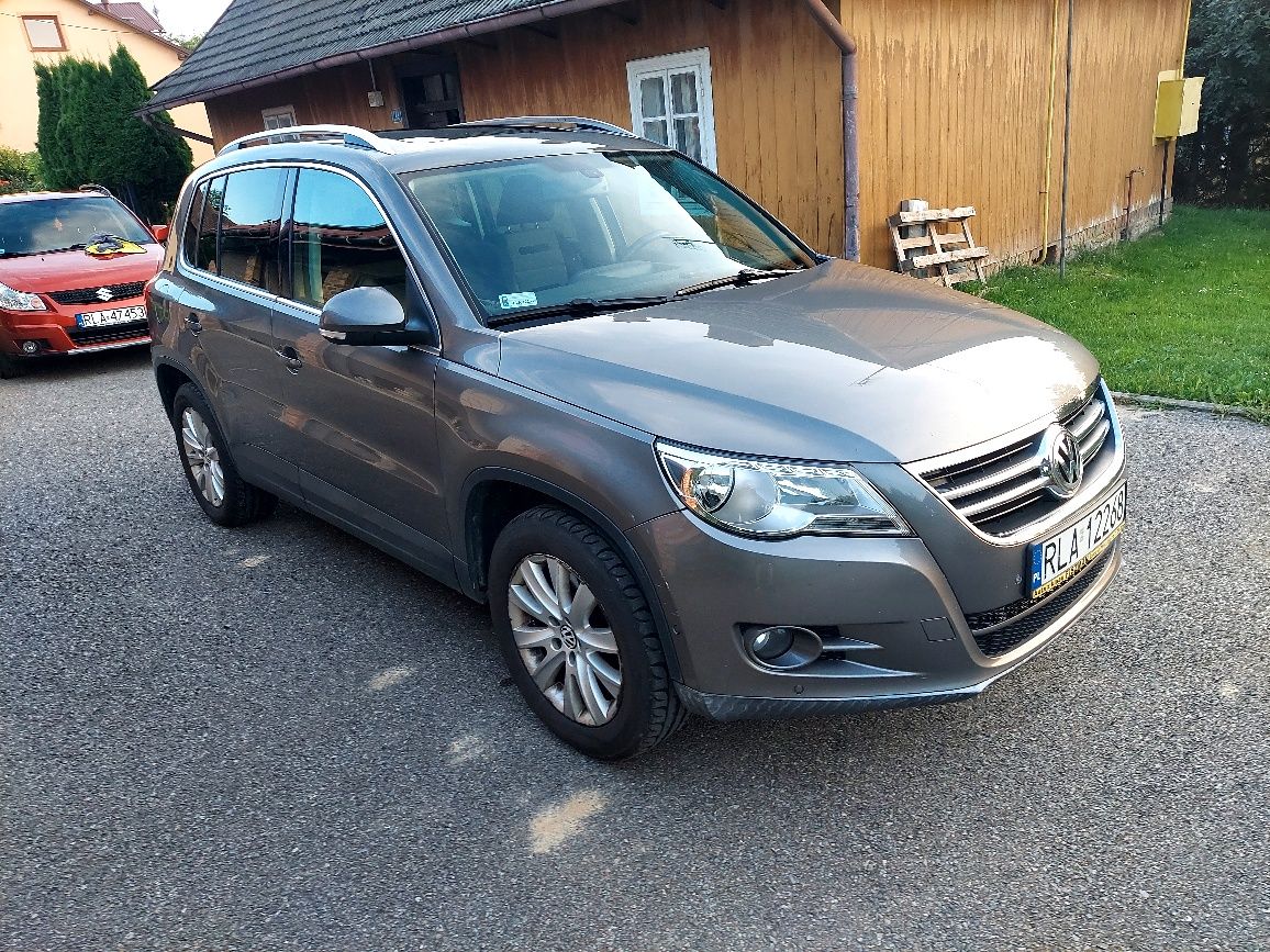 VW Tiguan 1,9TDI stan bardzo dobry