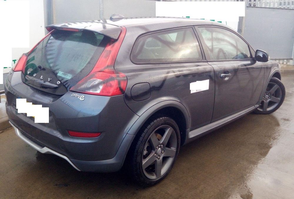 VOLVO C30 1.6D DE 2010 DISPONÍVEL PARA PEÇAS FRENTE VENDIDA