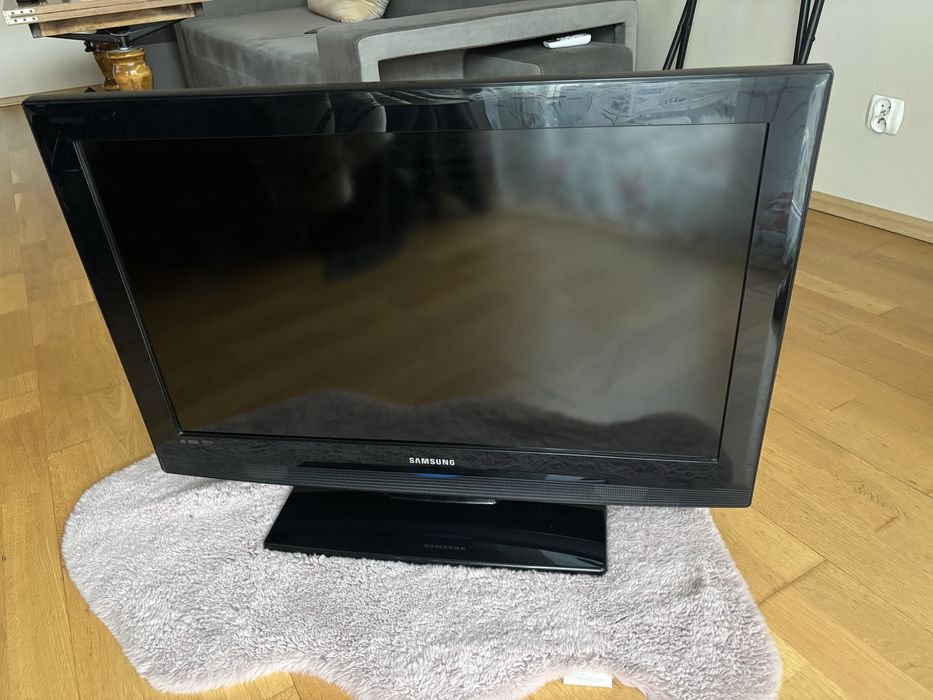 Telewizor firmy Samsung oddam tanio 150 zl