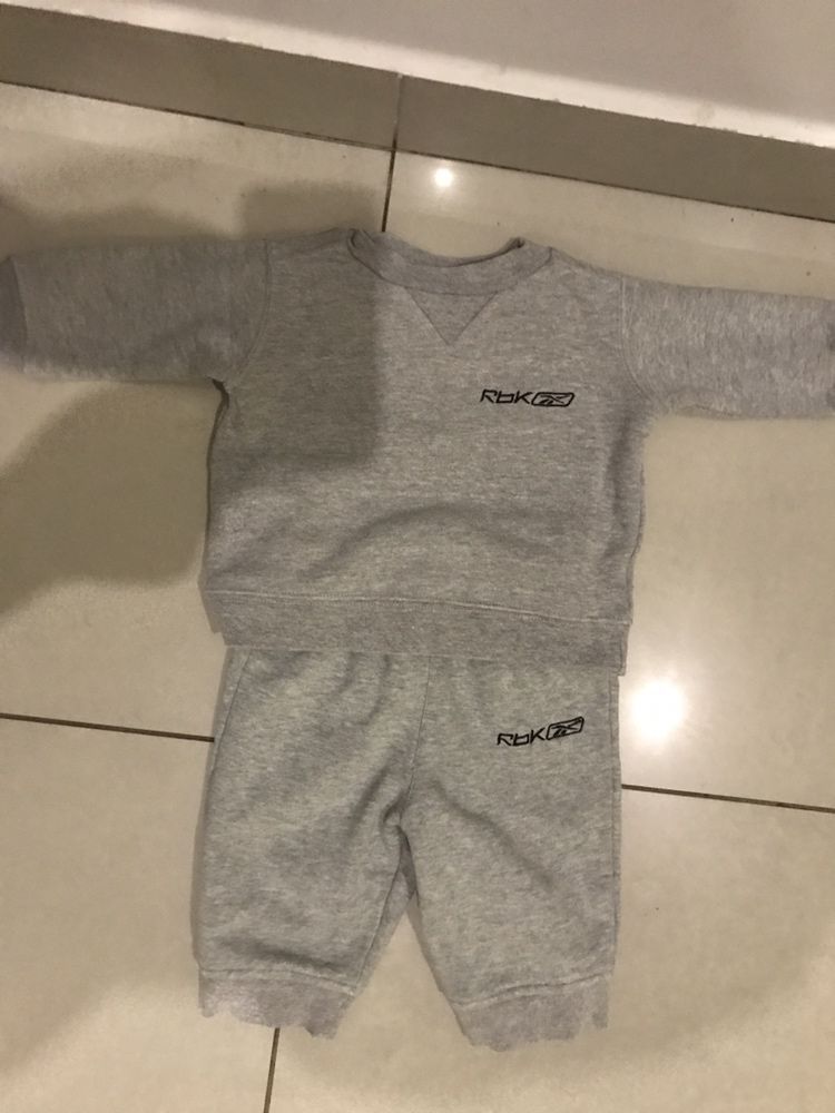 Dres Reebok szary