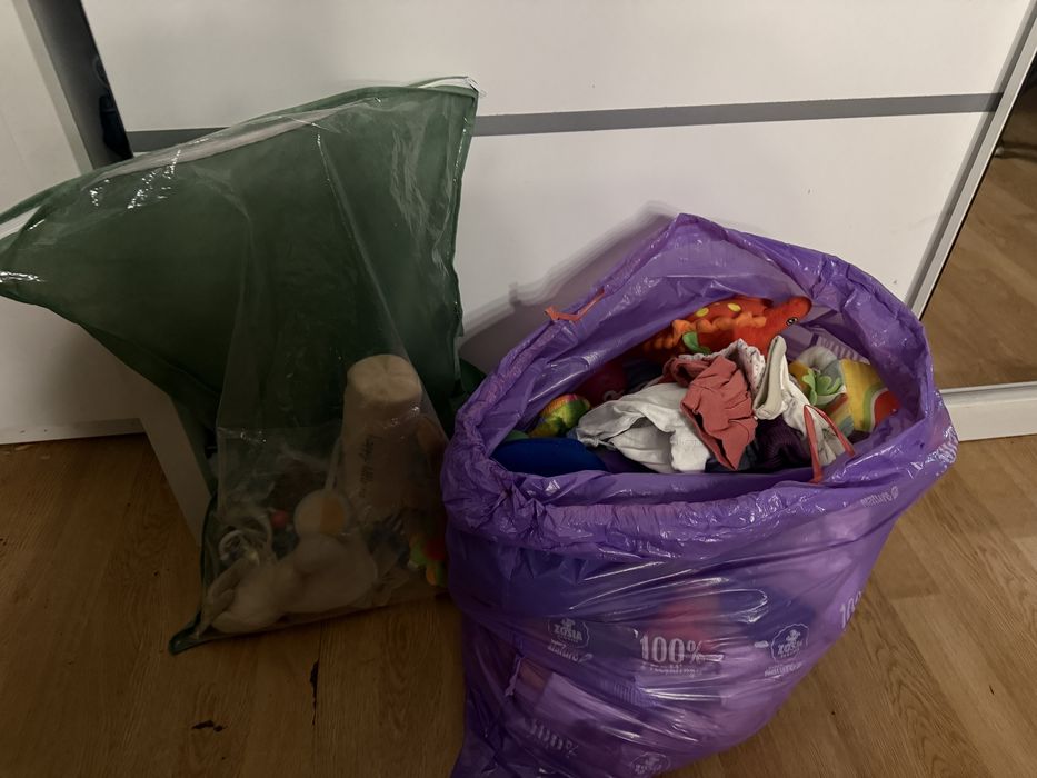 Oddam za darmo rzeczy dla dziewczynki 62/74.