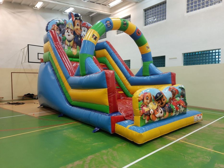 Wynajem namiotów cateringowych zjeżdżalnie dla dzieci, grill z obsługą