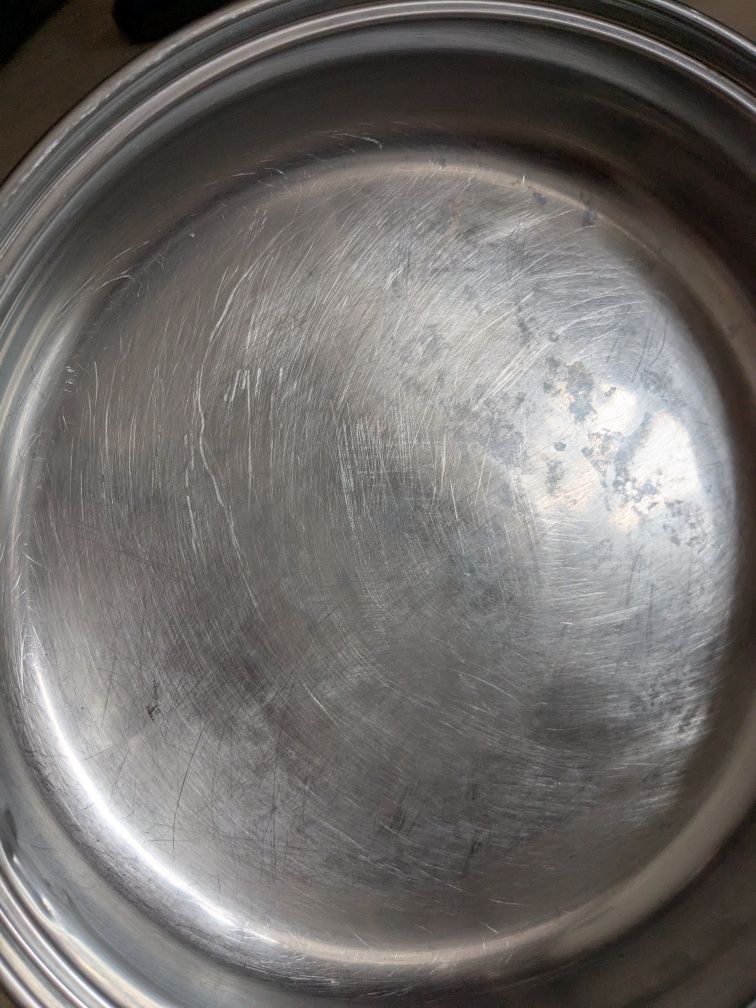 Patelnia z pokrywą 25cm