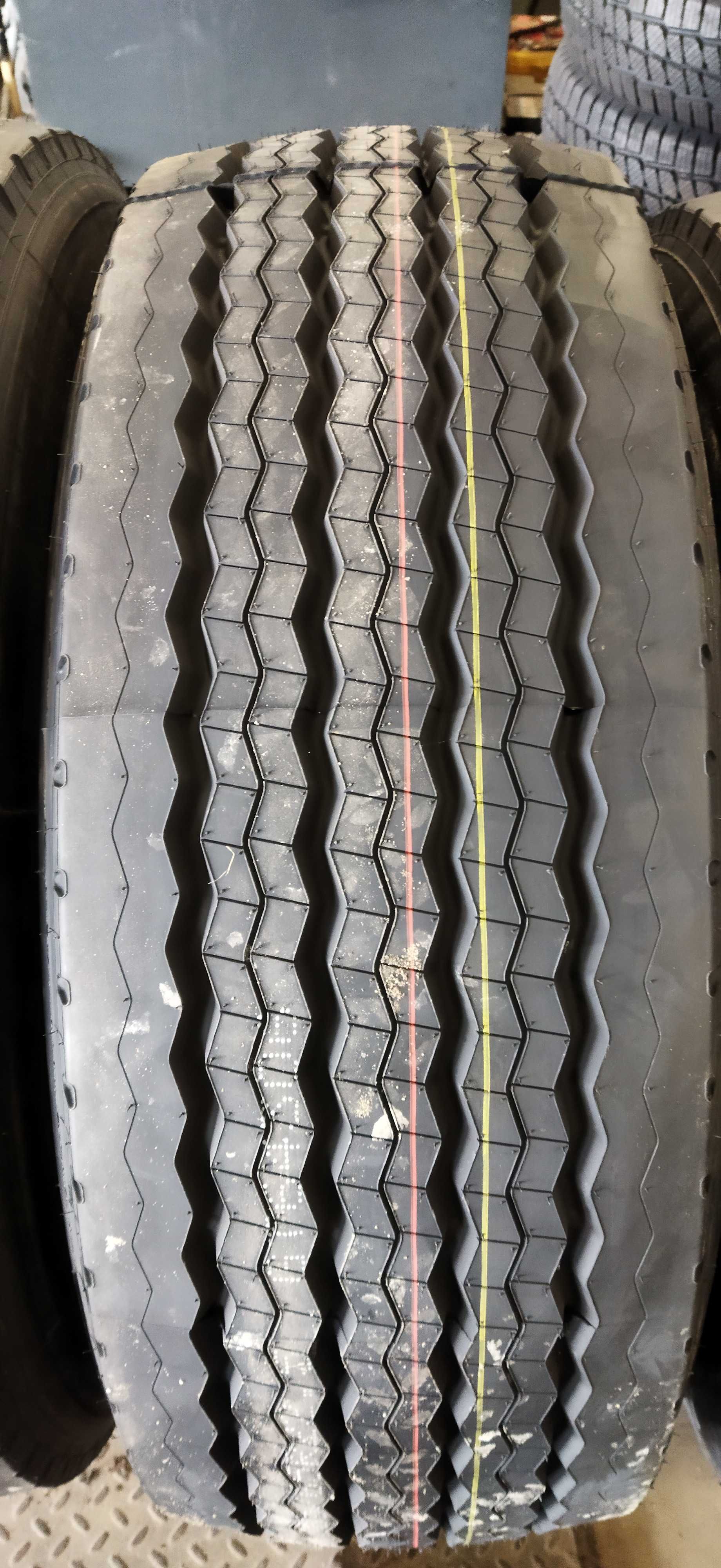 Opona 385/65R22.5 Advance naczepa