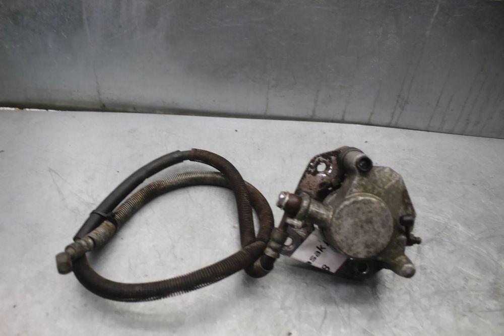 Kawasaki VN Vulcan 1500 97r Zacisk hamulcowy przód