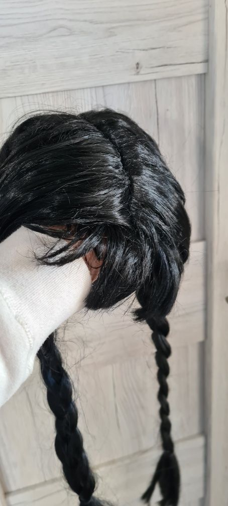Peruka Wednesday Addams karnawał