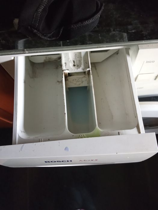 Máquina de lavar avariada
