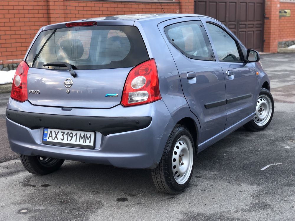 Продам Nissan Pixo