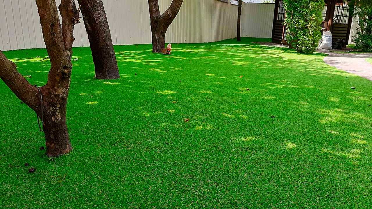 Трава штучна Jakarta 20 мм. на відріз зі складу Вишневе