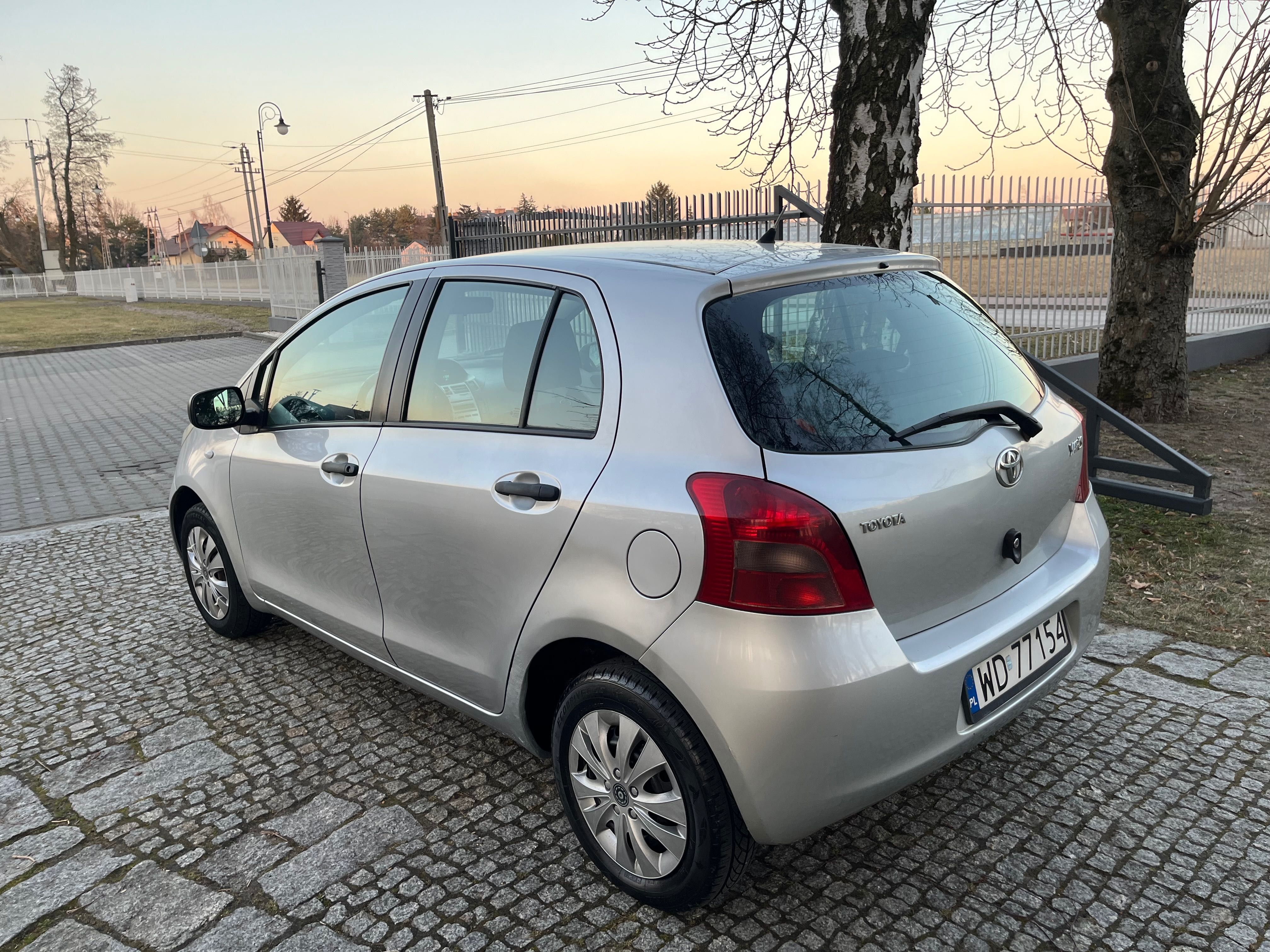 Toyota Yaris MK2 5d 1.0 benzyna !!! 2008 rok !!!