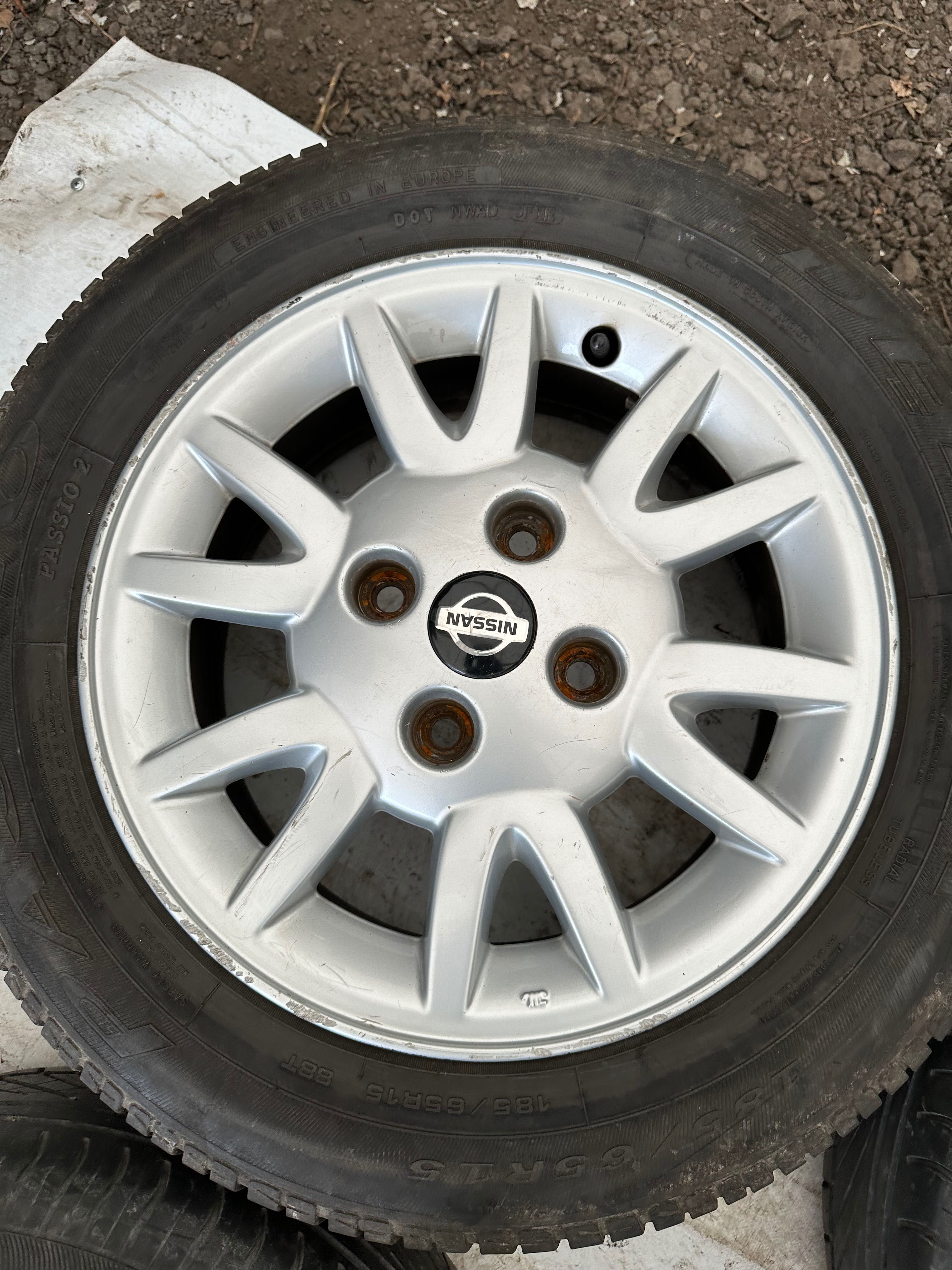 Felgi aluminiowe NISSAN ALMERA 15 4x114,3 bez opon