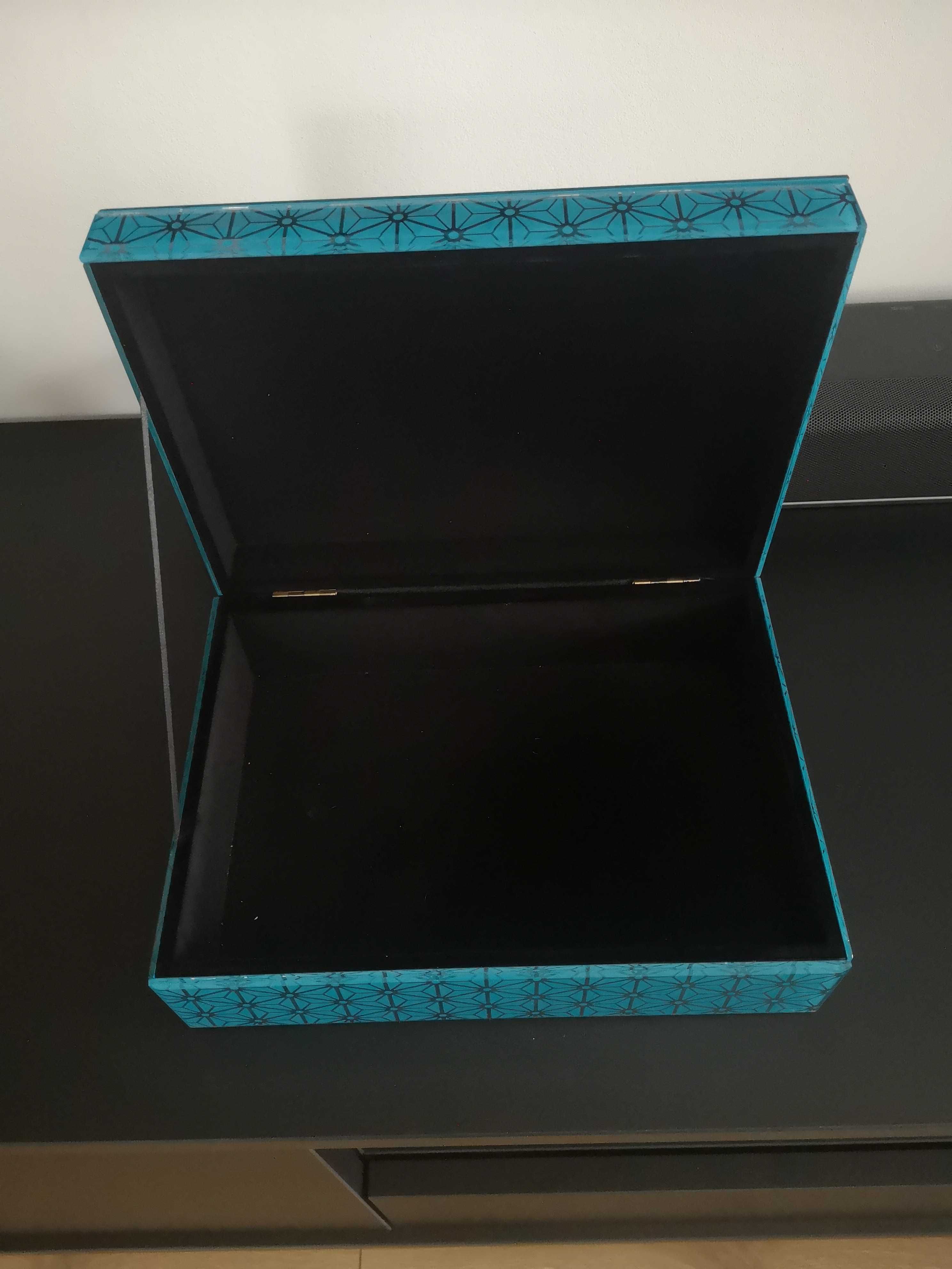 Szklana szkatułka pudełko  na biżuterię  2sztuki
