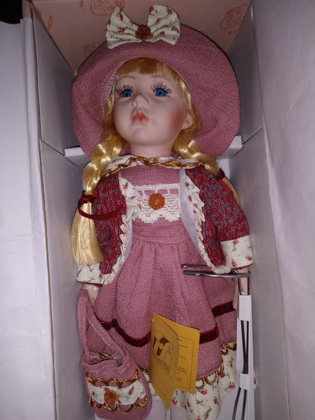 Кукла фарфоровая коллекционная Reinart Faelens Kunstgewerbe 40см.