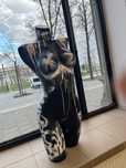Manekin artystyczny graffiti dekoracja wystrój wnętrza street art