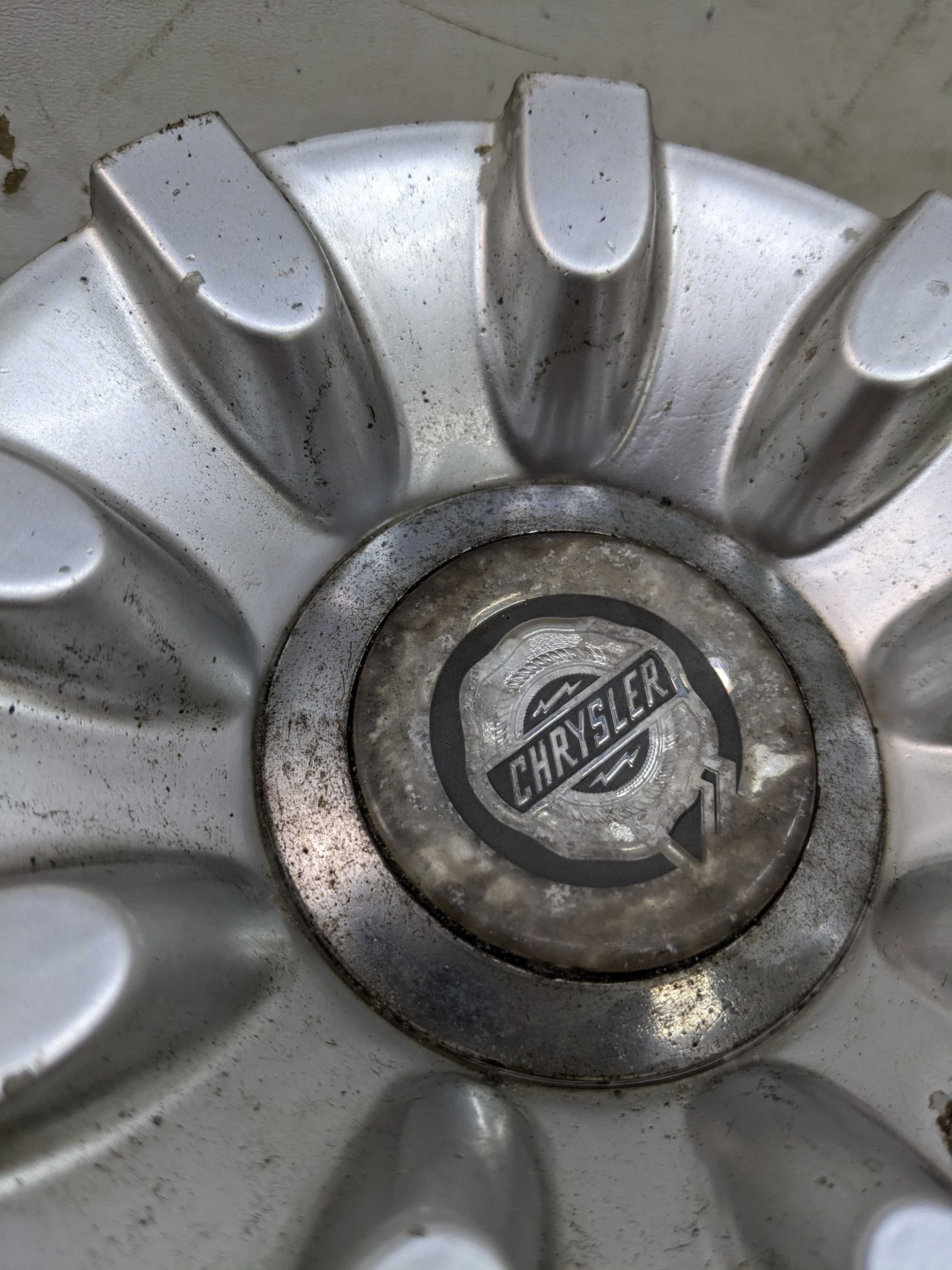Chrysler 300C Dekielek Kołpak Słoneczko Nakładka Felgi