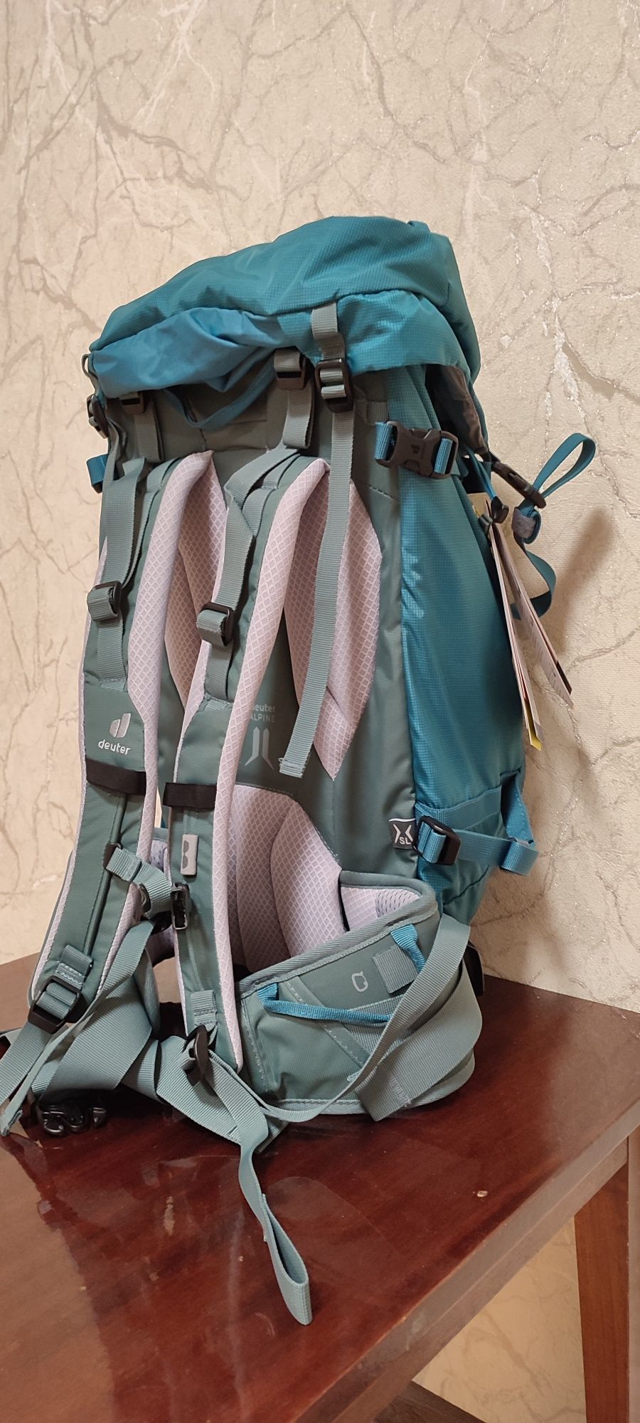 Продам туристический рюкзак deuter backpack guide 32+sl denim teal