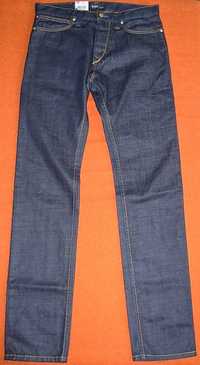 NOWE spodnie jeansowe Lee Macky, w pasie 84 cm.