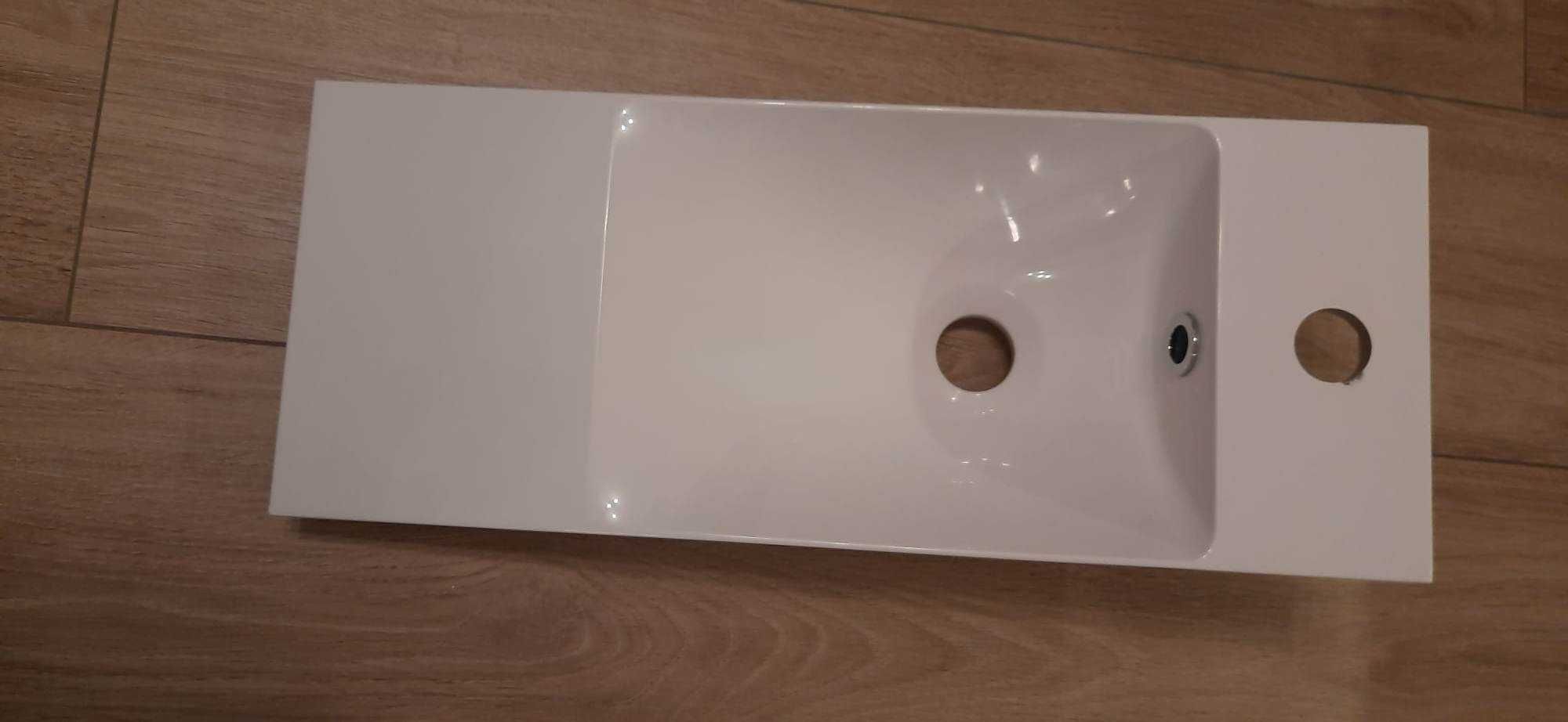 Umywalka toaletowa prostokątna Melilla 55 x 22 cm