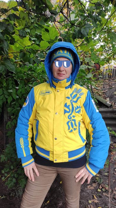 Продам куртку бомбер Bosco