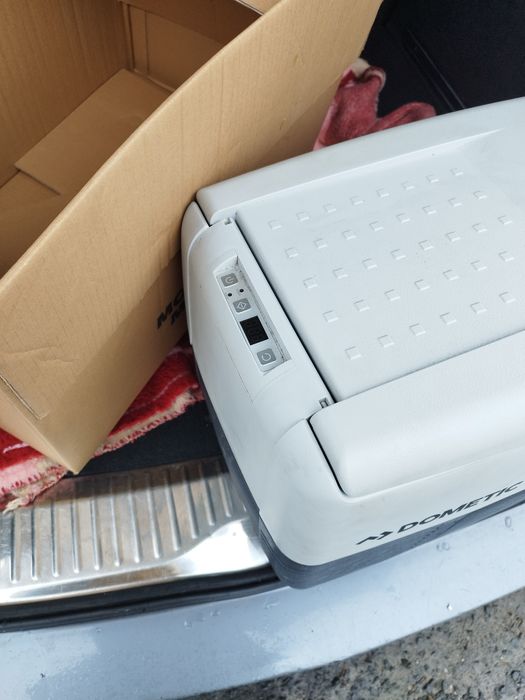 Холодильник 24/12w