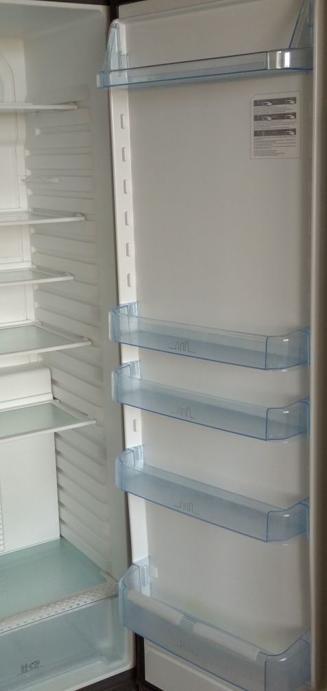 Холодильник Electrolux ERES31800X, NoFrost в/ш/г180/59/63, Швеция