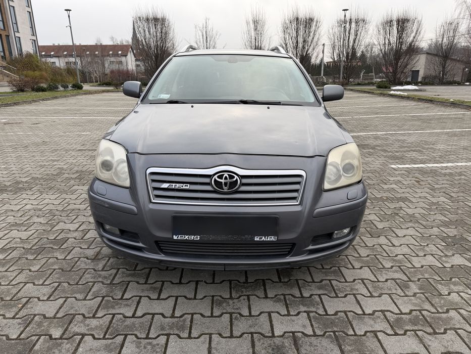 Toyota Avensis 1.8 T25