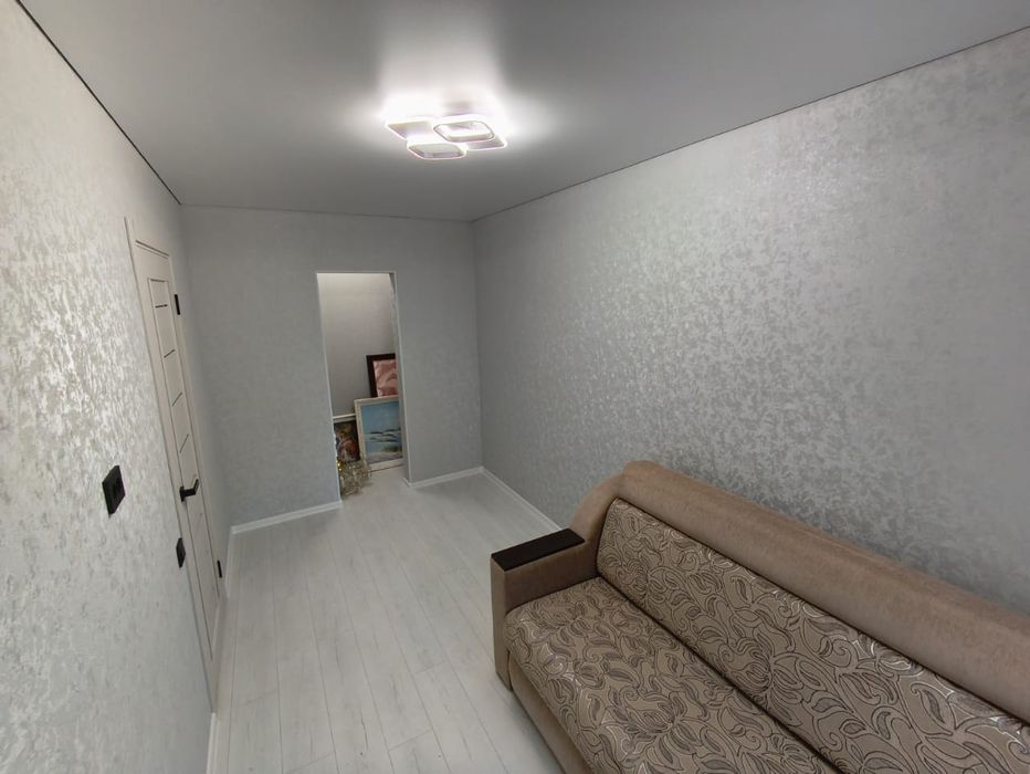 Продаю отличную 2х комнатную квартиру в Центре.