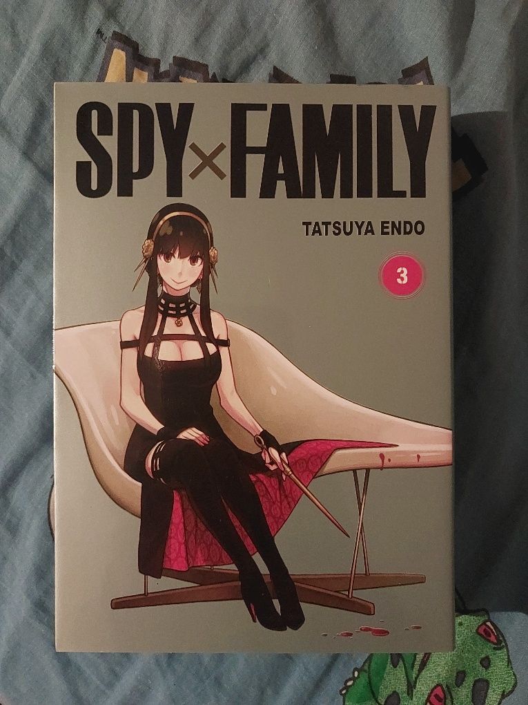 5 tomów Spy x Family mangi