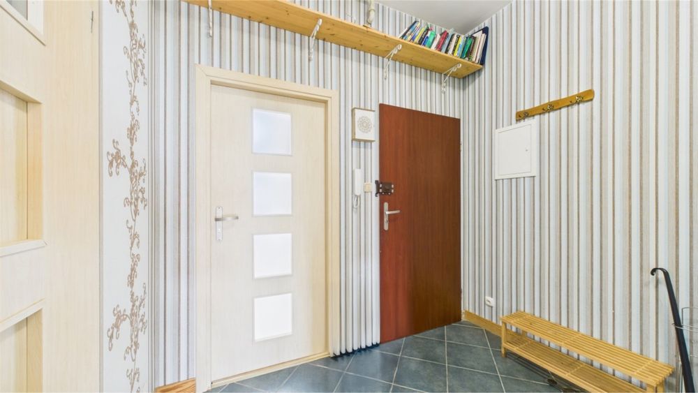 Sprzedam Słoneczne mieszkanie – 52 m² z potencjałem i balkonem!