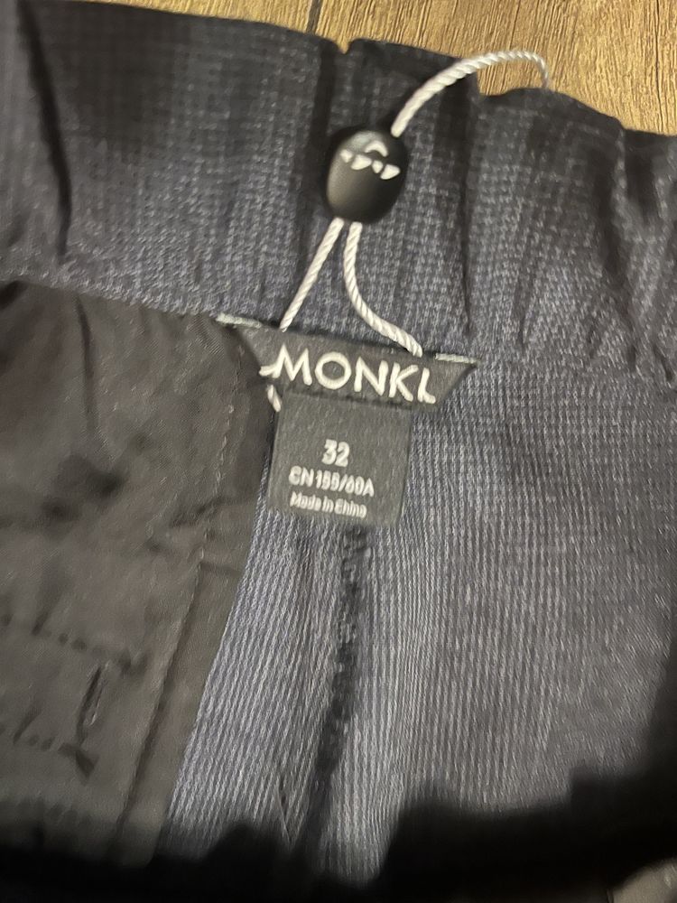 Spodnie Monki rozm.S