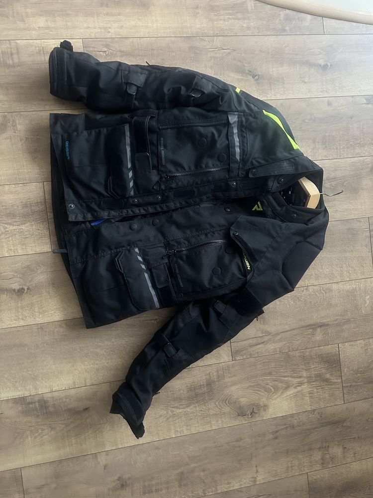 Strój motocyklowy tekstylny