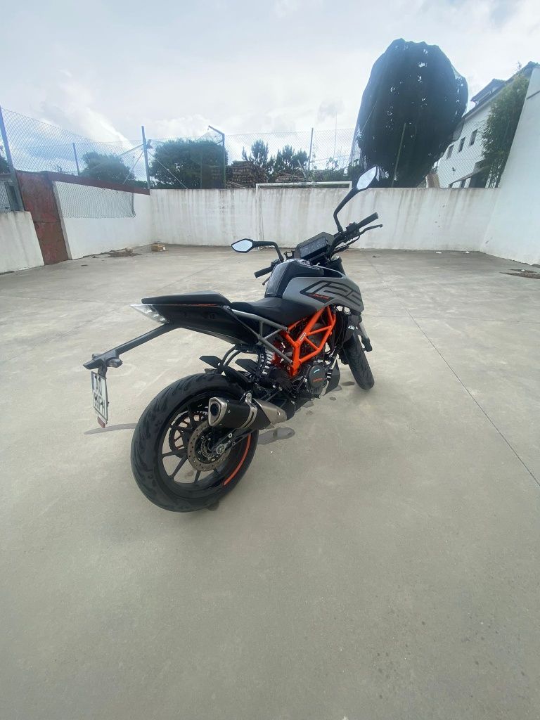 Ktm  duke  125cc