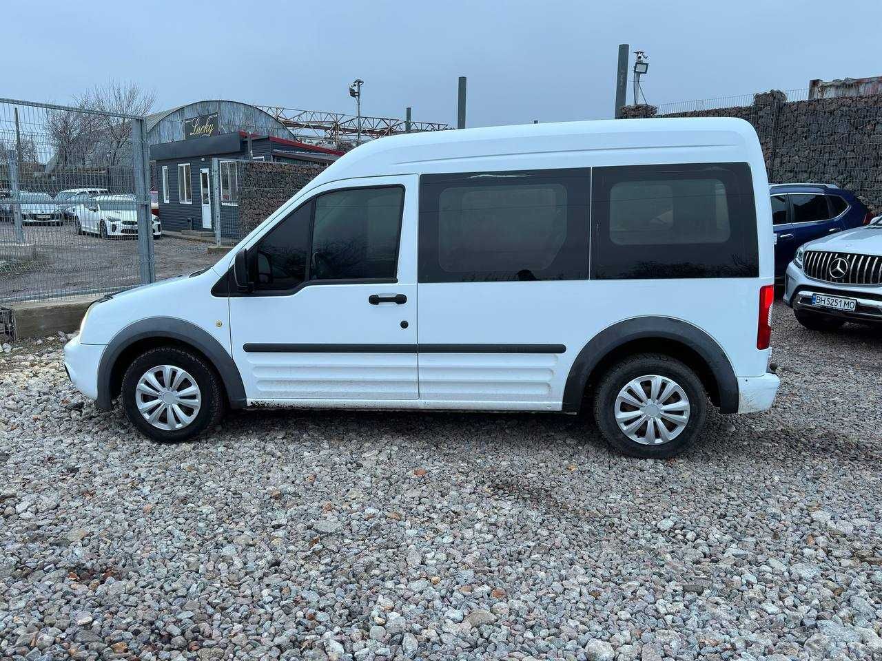 Авто Ford Transit Connect 2012