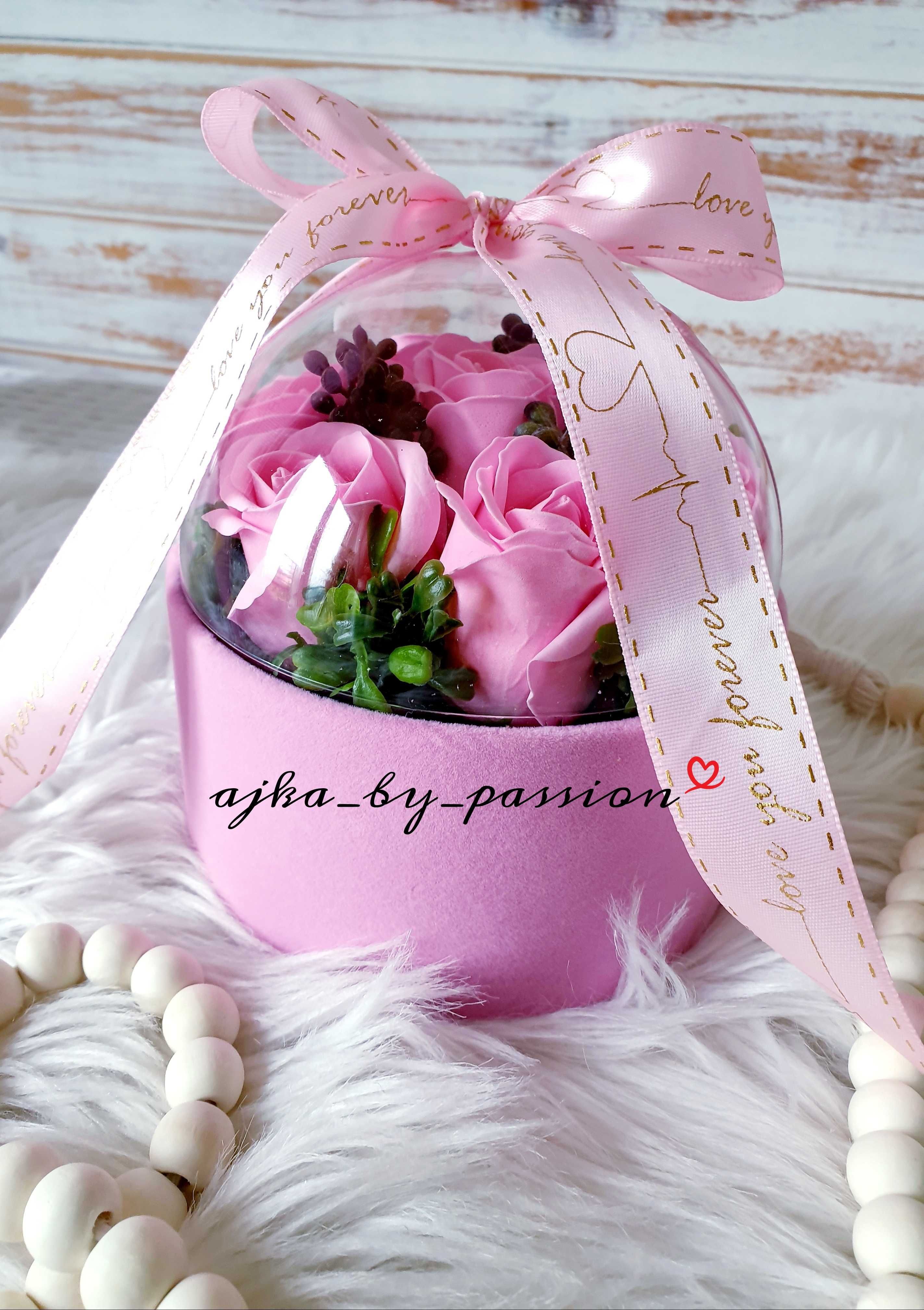 FlowerBox z mydlanymi różami, komunia, Dzień Matki