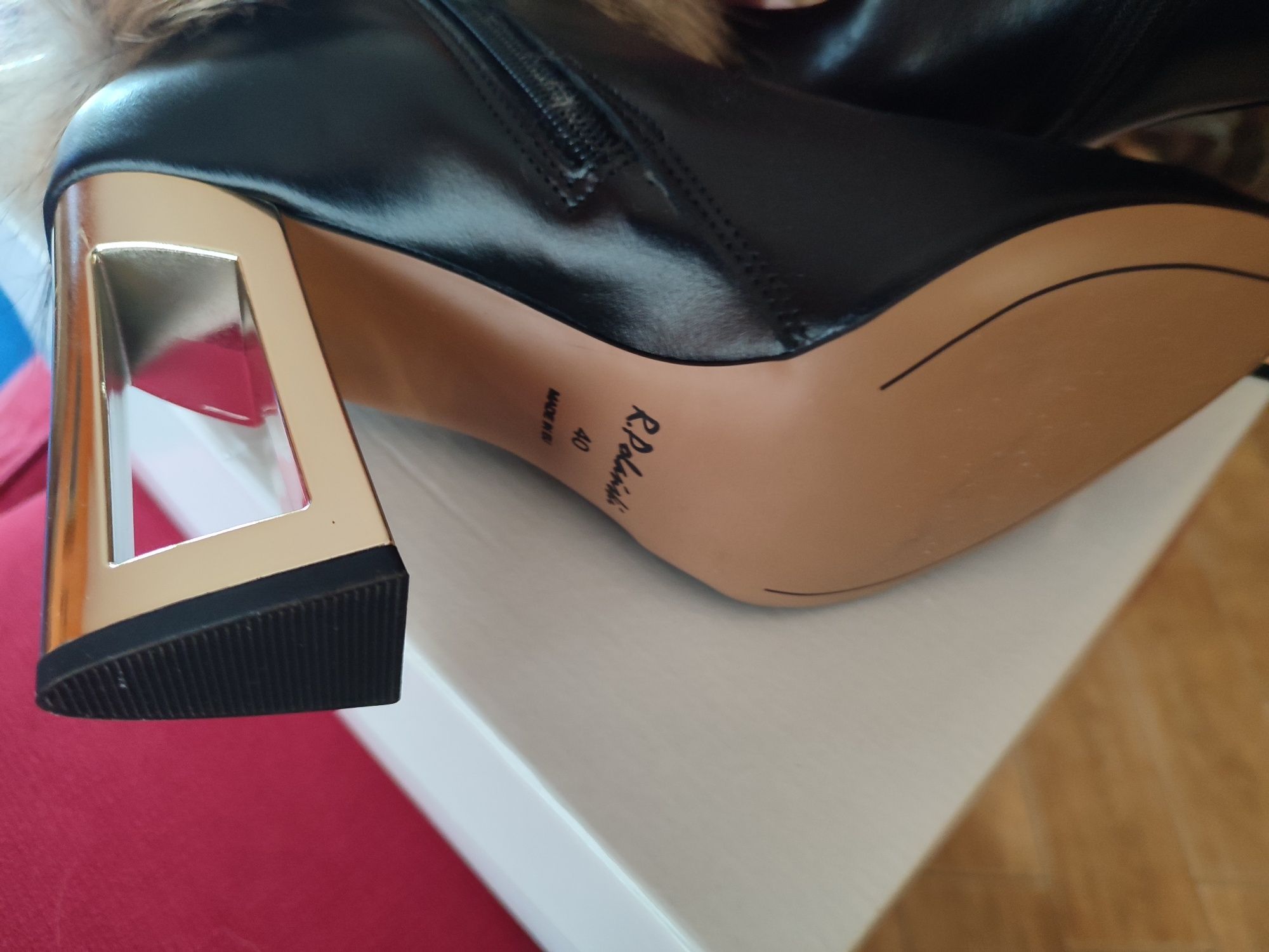 Sprzedam buty- botki..