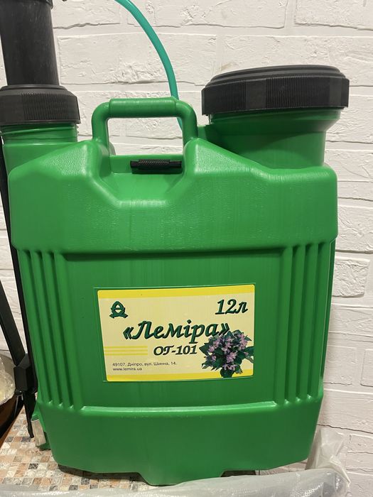 Продам ручний оприскувач